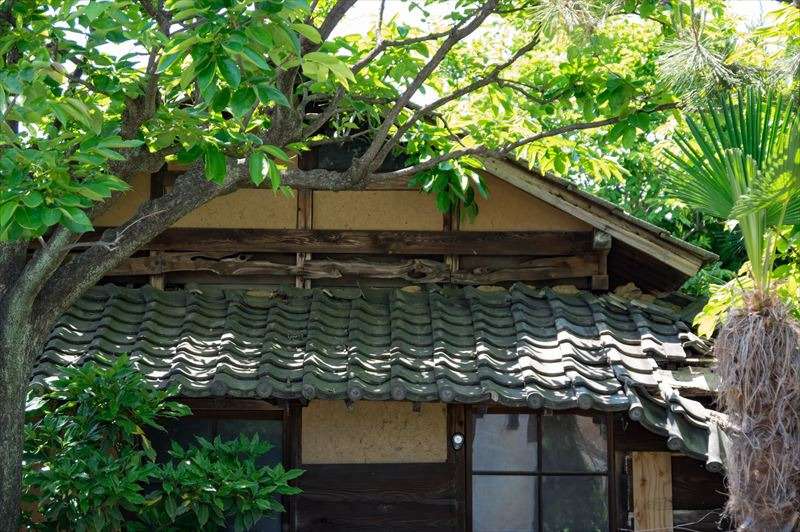 【ケース5:文京区千駄木にて土地130m2・建物100m2 の築年不明中古住宅】